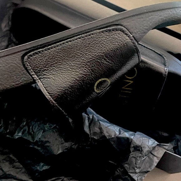 Valentino slides in size 40/ 9 used few times  still in box great condition - Picture 9 of 10